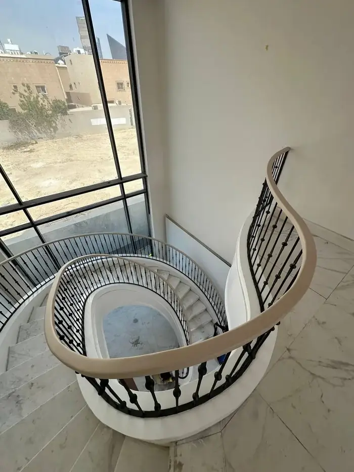 درابزين حديد حلزوني علوي